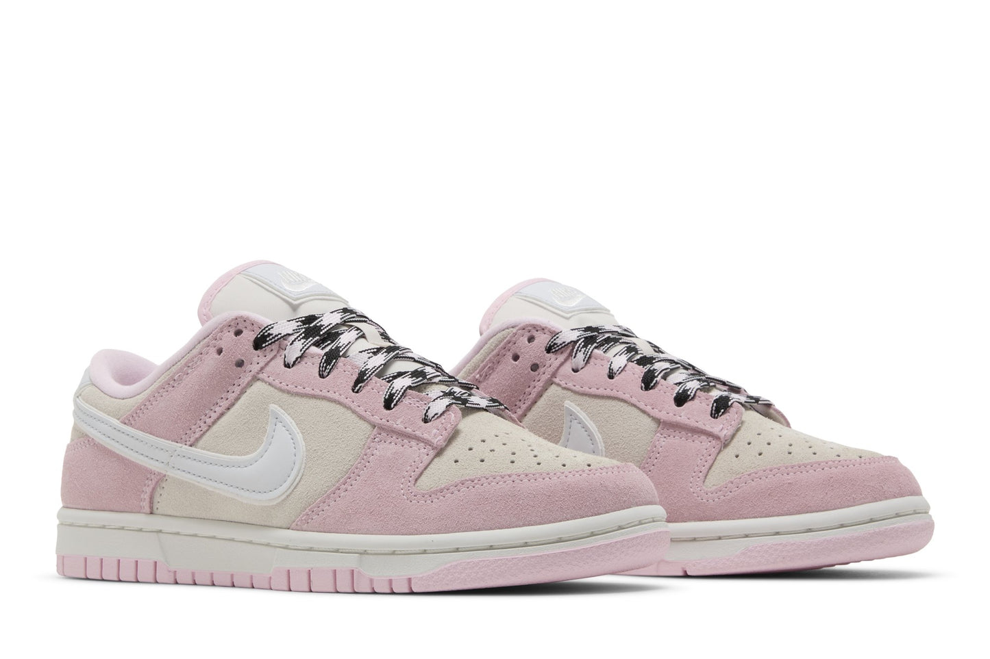 Wmns Dunk Low LX 'Pink Foam'
