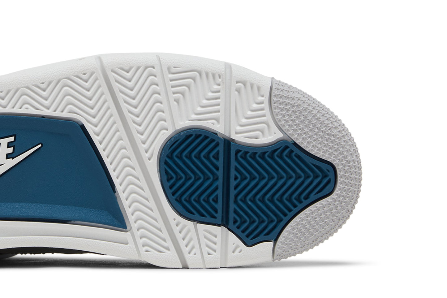 Air Jordan 4 Retro 'Military Blue' 2024