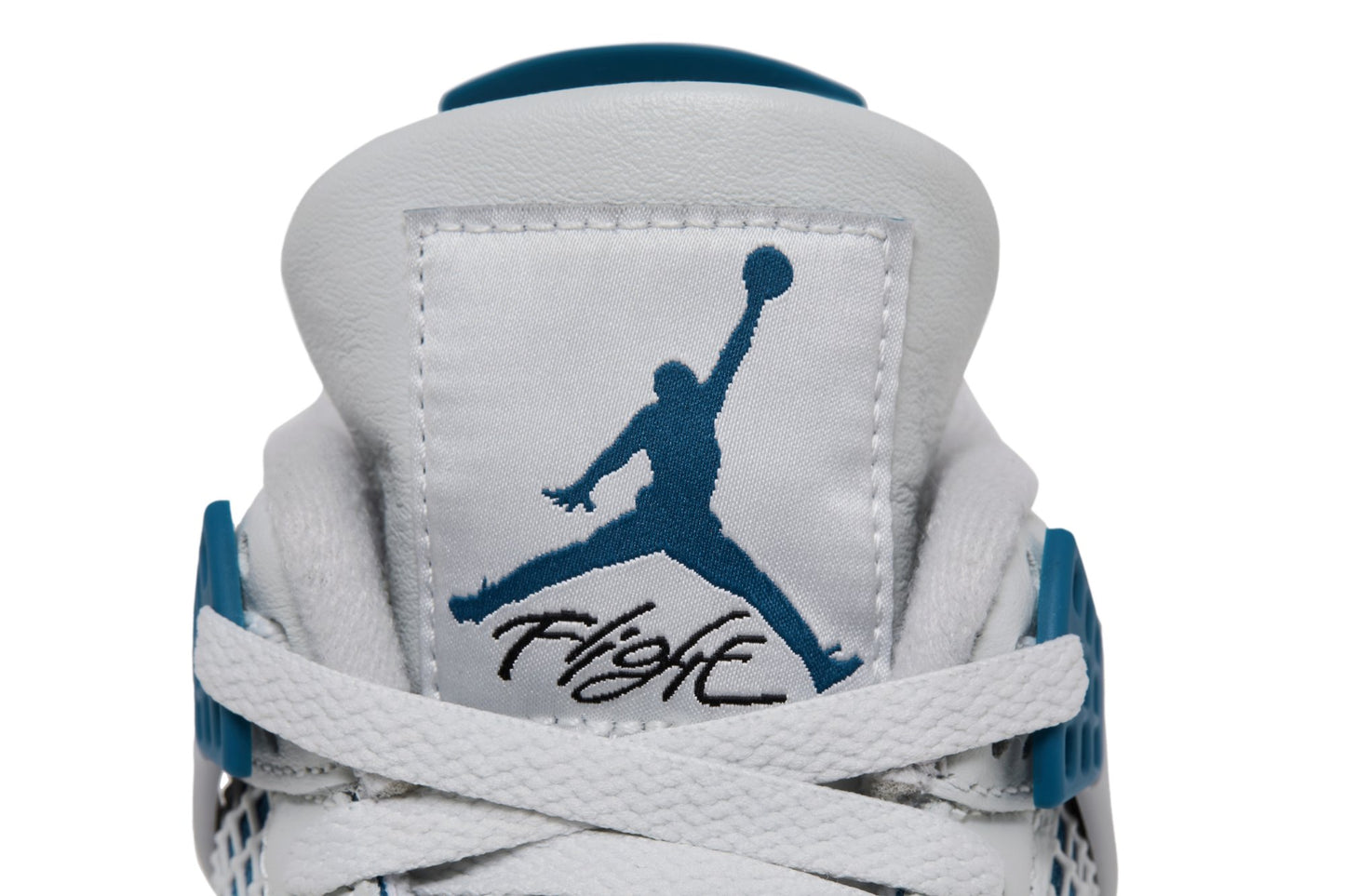 Air Jordan 4 Retro 'Military Blue' 2024