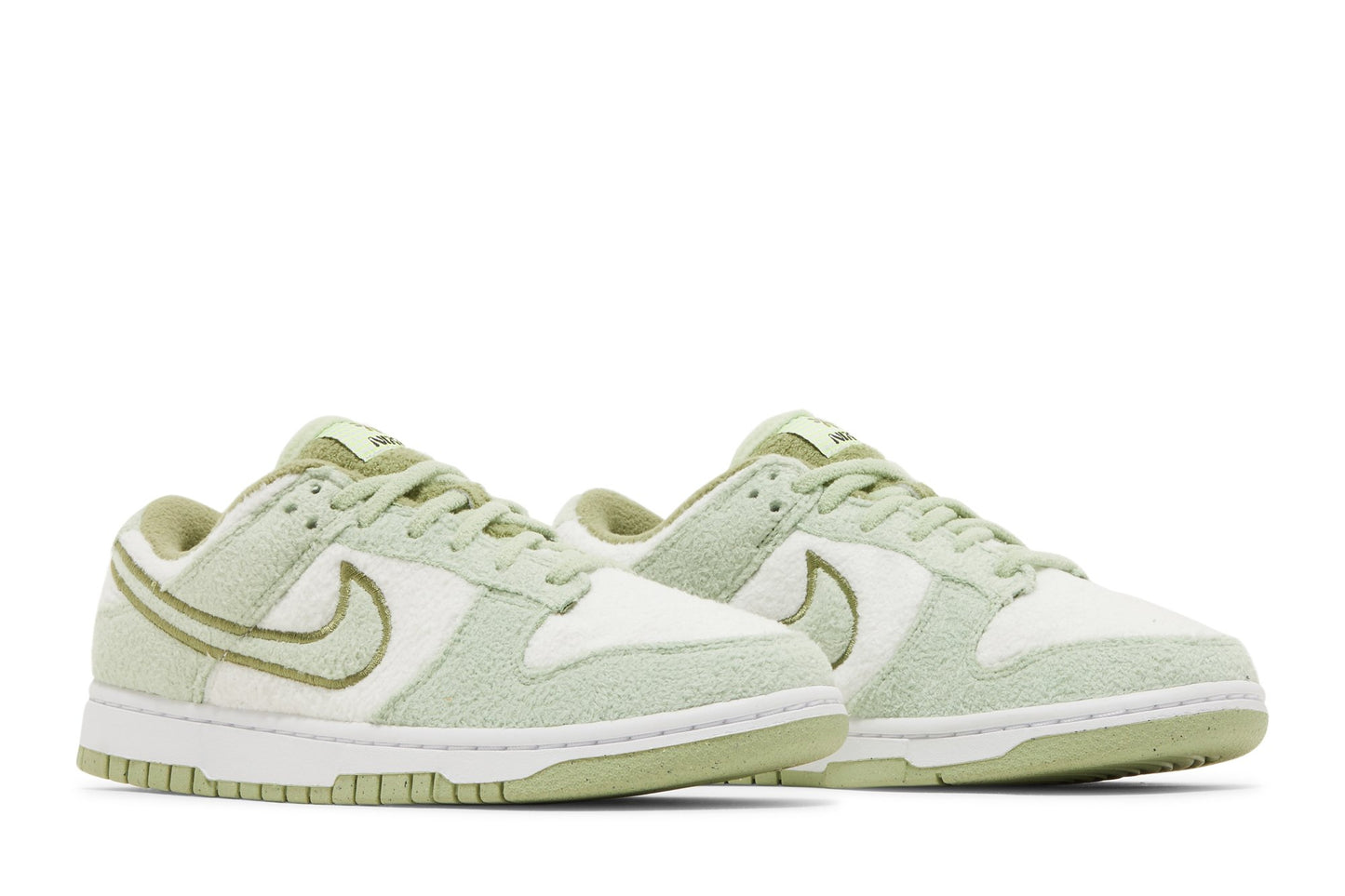 Wmns Dunk Low SE 'Fleece - Honeydew'