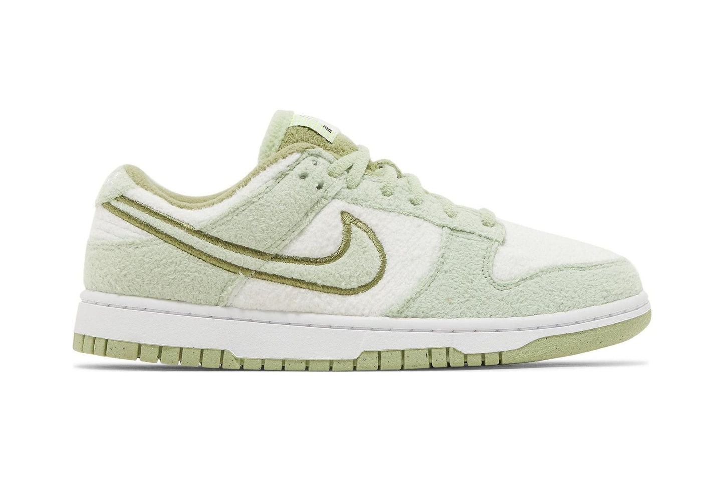 Wmns Dunk Low SE 'Fleece - Honeydew'