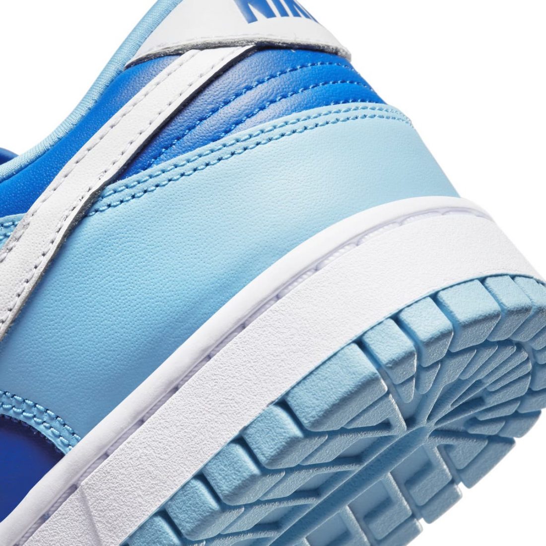 新品23.5㎝／Nike WMNS Dunk Low REVERSE UNC Size 8 - Nike Dunk Low Reverse UNC 2022 New With OG Box